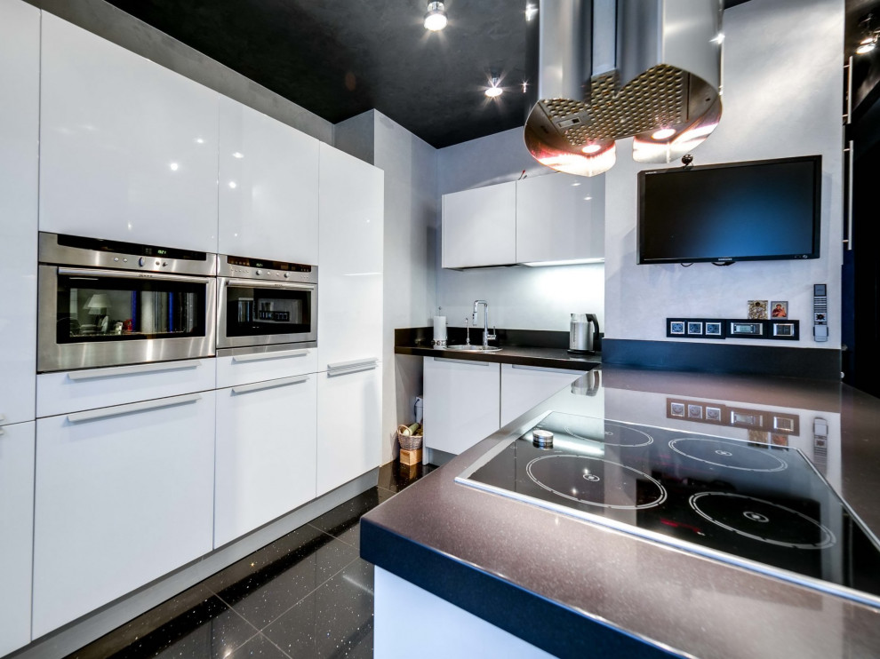 Обложка проекта: Яркая квартира