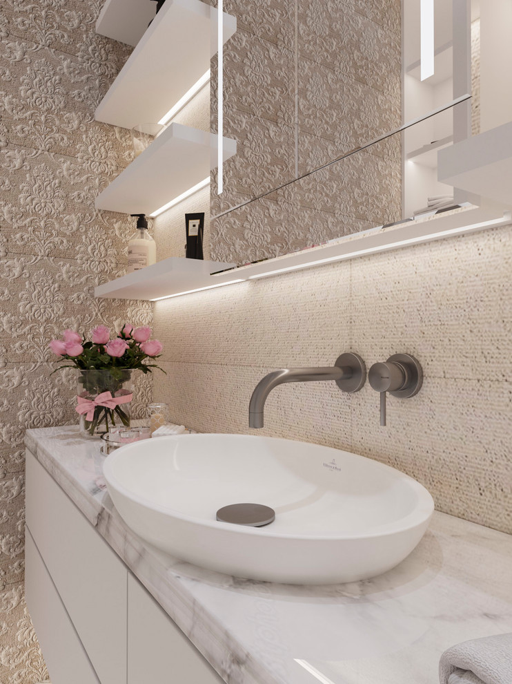 Обложка проекта: Квартира / чёрное озеро