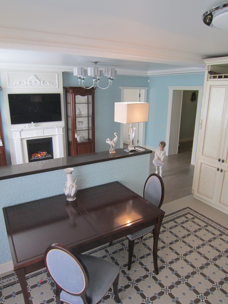 Обложка проекта: У камина