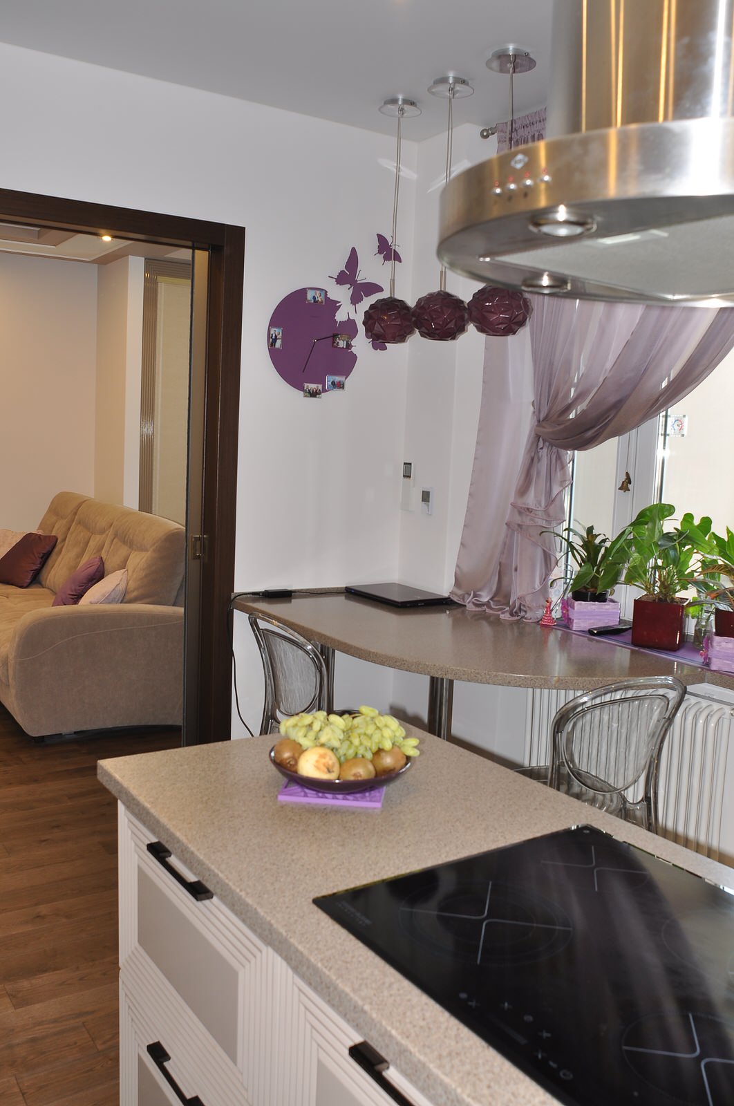 Фоновое изображение профиля Elena Paramonova