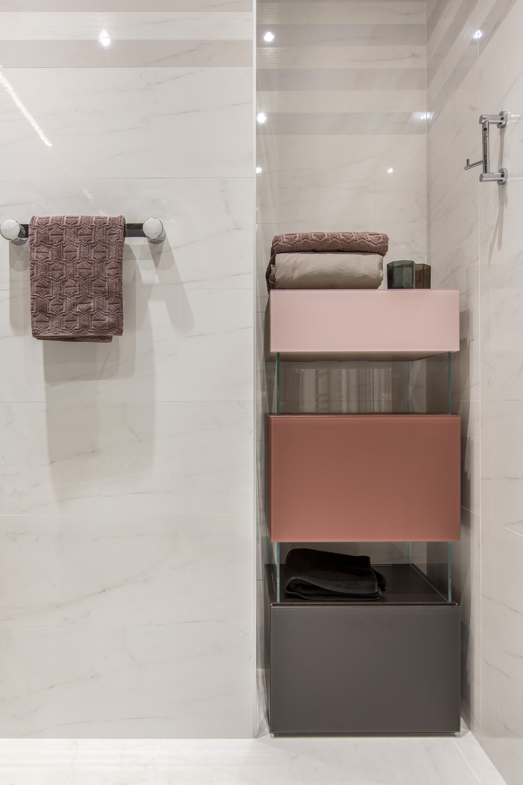 Обложка проекта: Трехкомнатная квартира в центре Петербурга