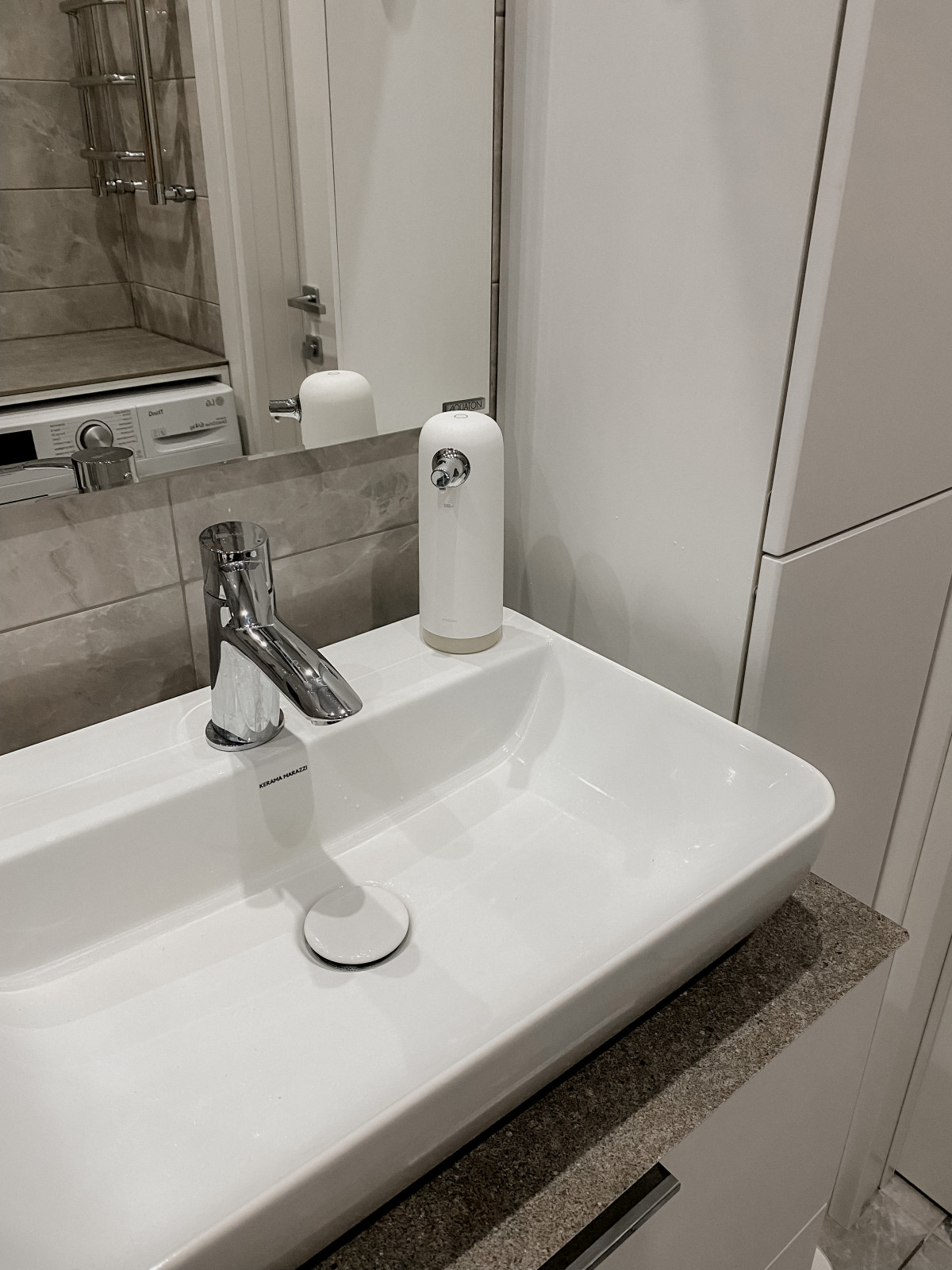 Светлая однокомнатная квартира в минималистичном исполнении