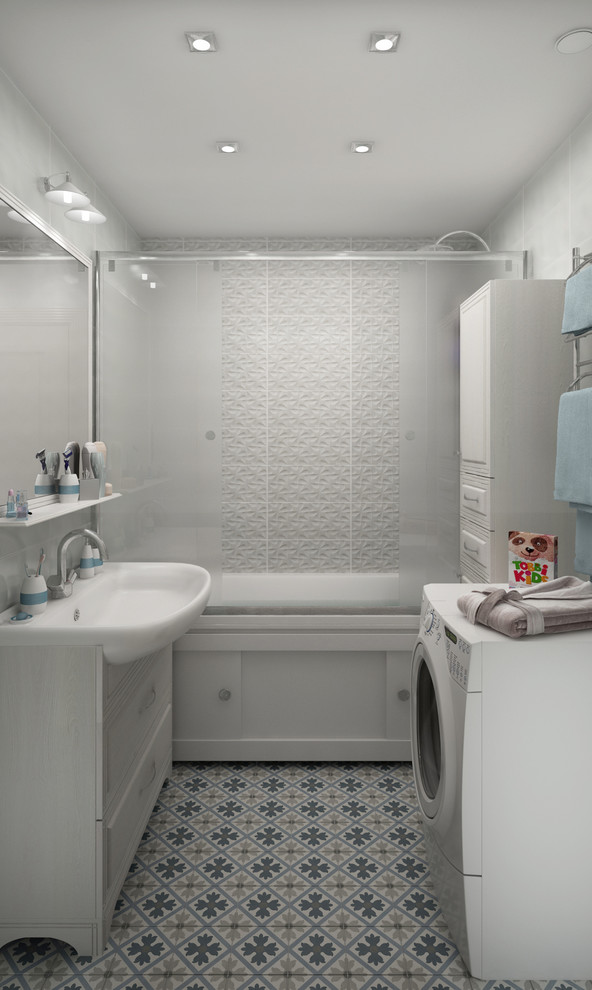 Под парусами. Ванная.