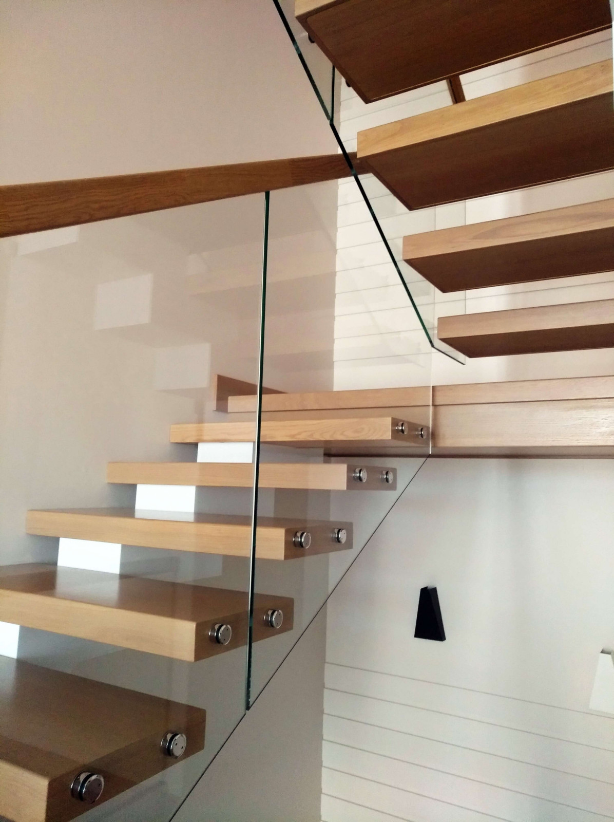 Ограждение со стеклом самонесущим