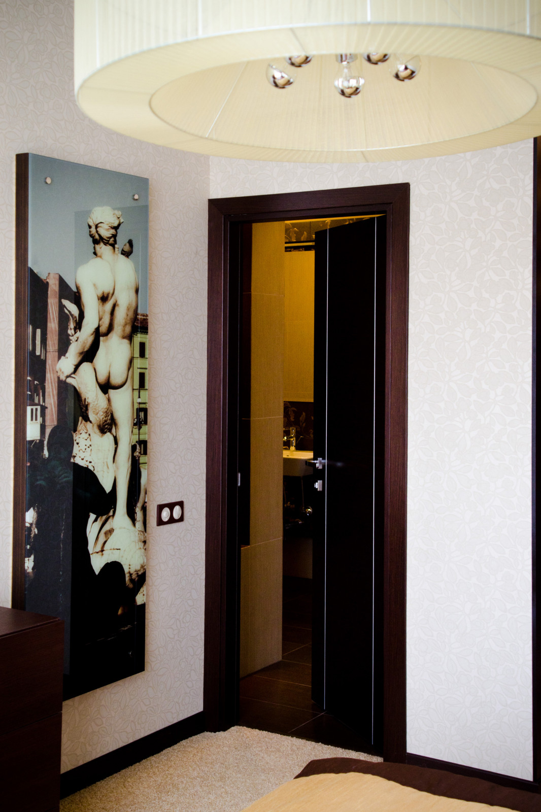 Вид на Рим из московской квартиры. В соавторстве с Анастасией Гавриловой