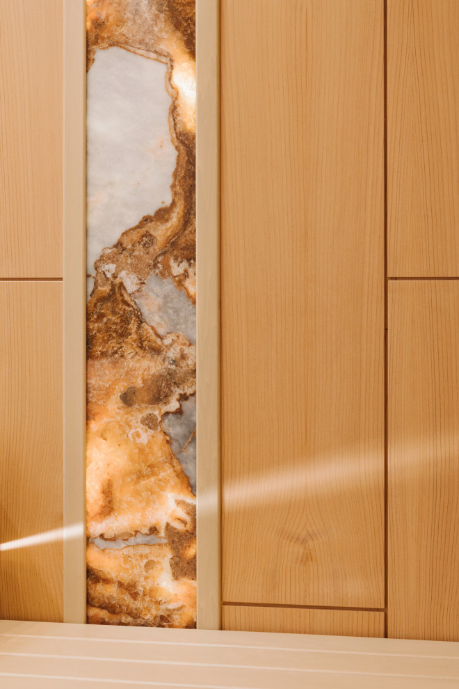 Мрамор с подсветкой.