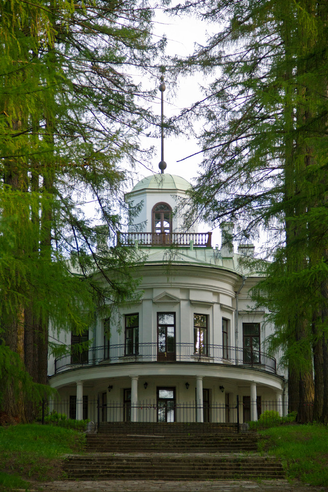 Подмосковные музеи: Куда поехать за вдохновением?