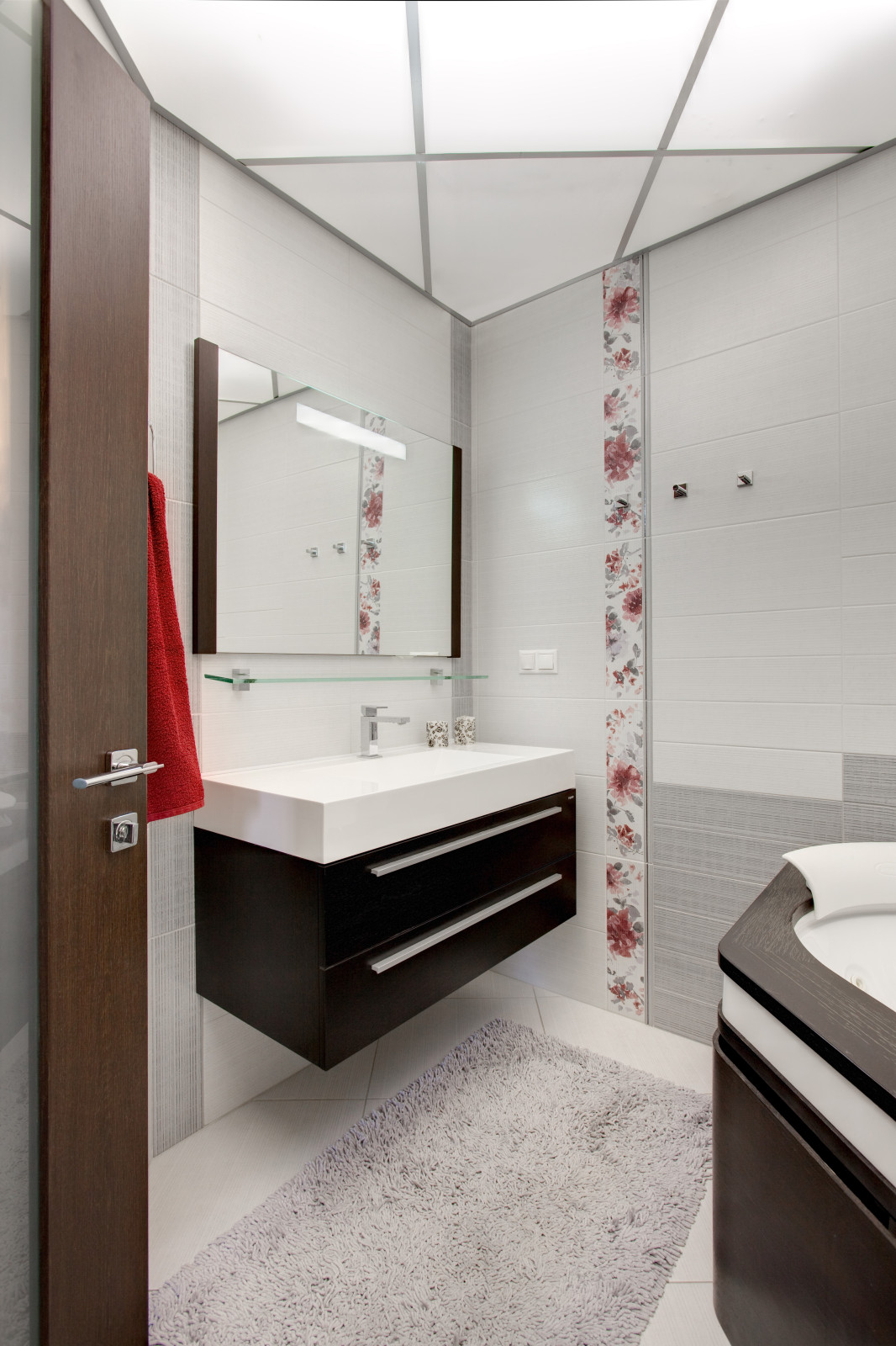 Театральность, динамика и игра контрастов