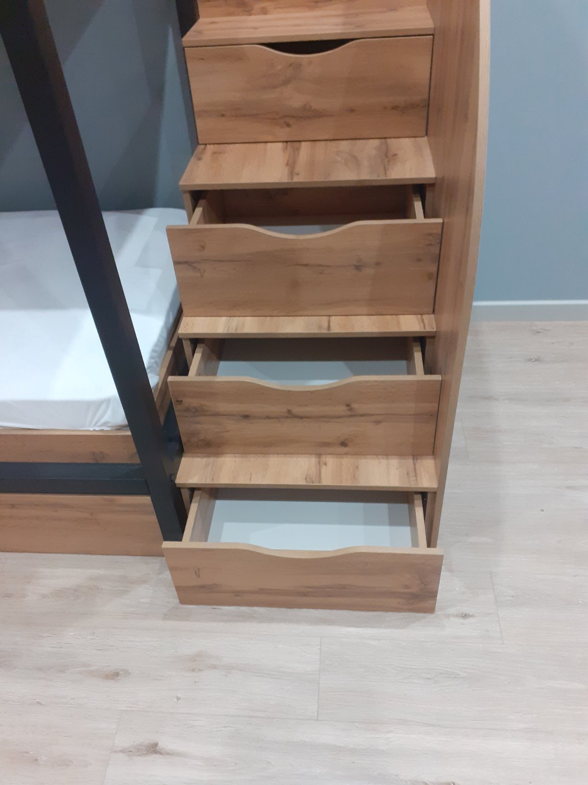 Обложка проекта: Детская в стиле лофт