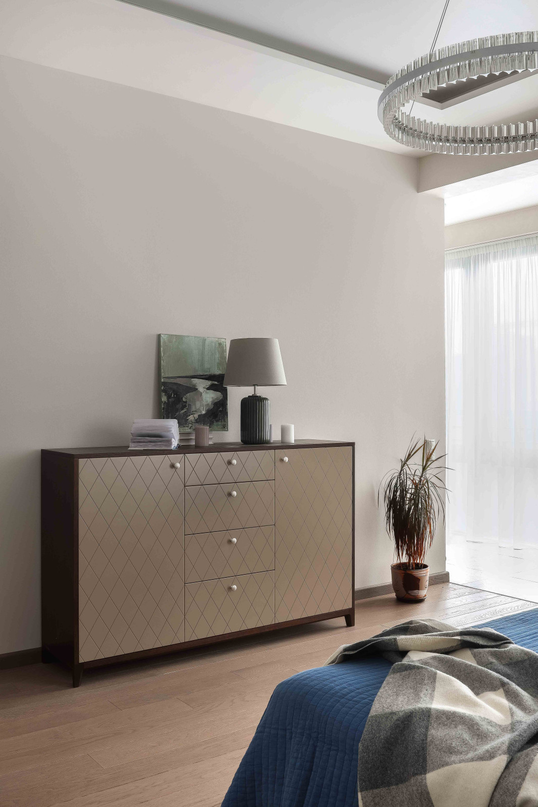 Дизайн и ремонт квартиры на улице Эльдара Рязанова — Девичья квартира