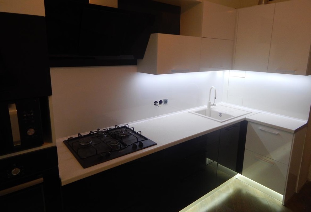 Кухни с фасадами из пластика