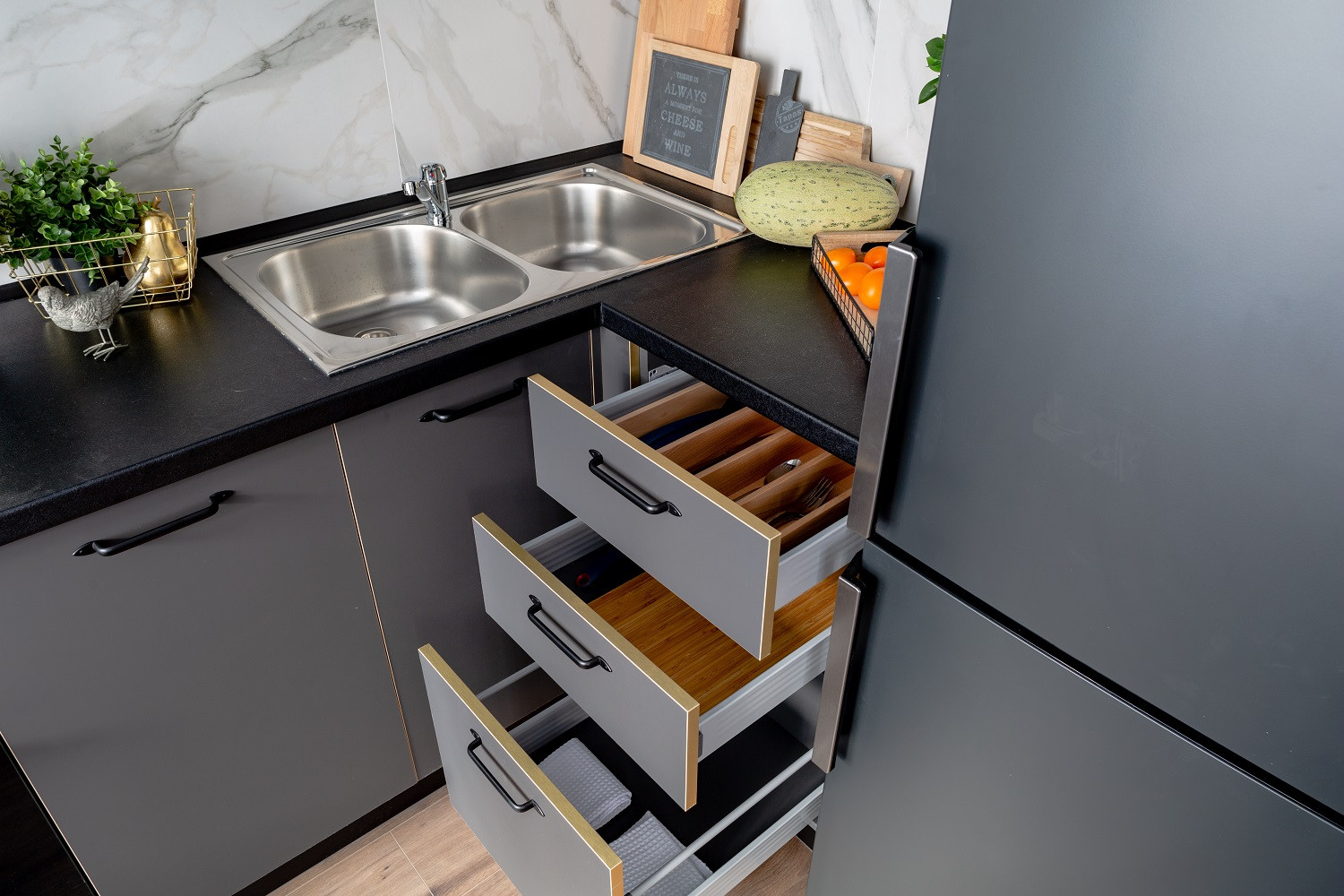 Ханна Стил Тёмная