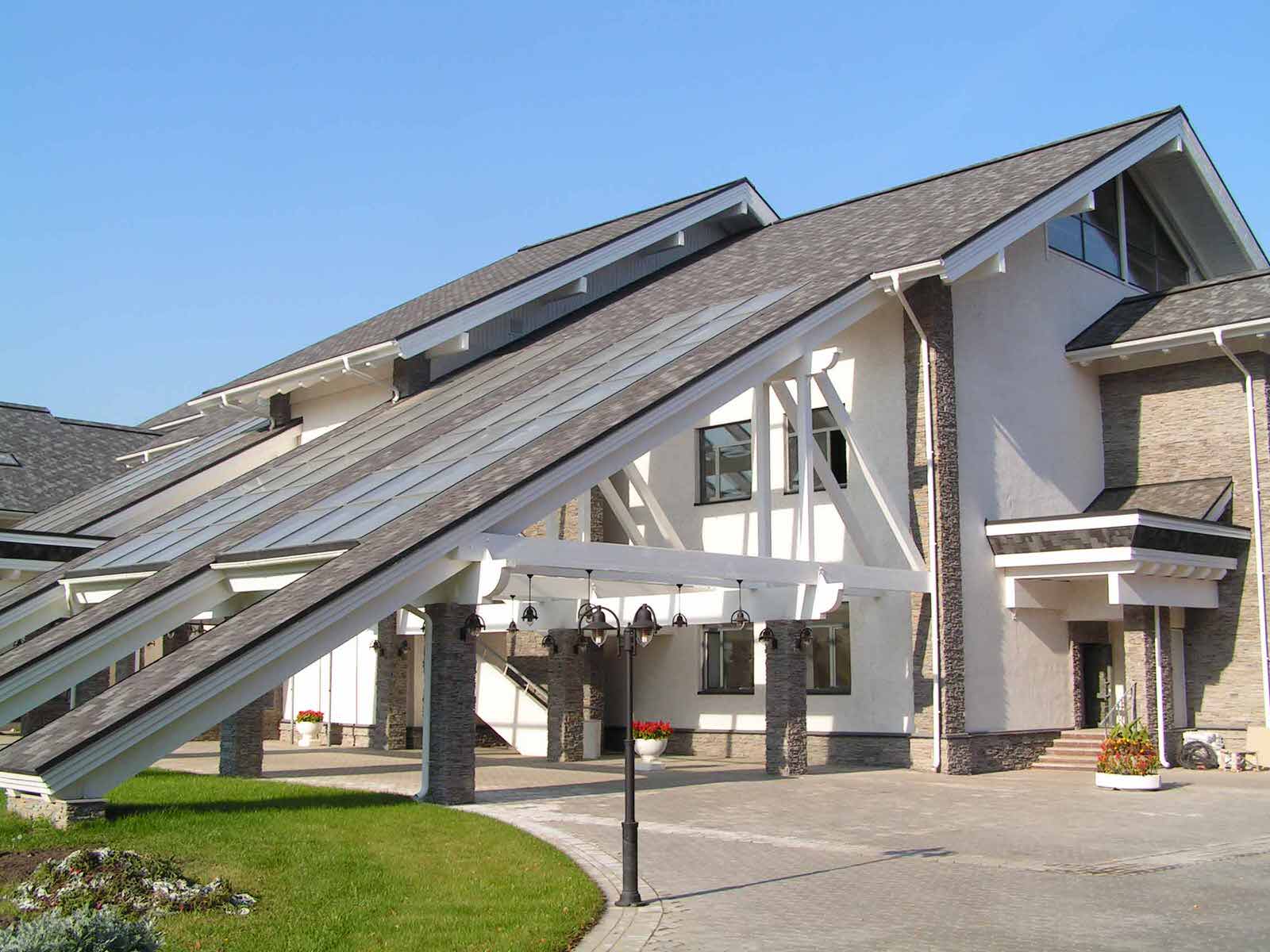 Искусственный камень в экстерьере