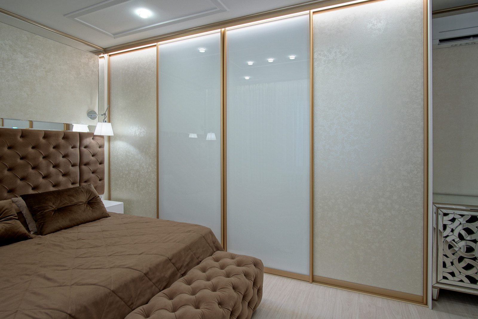 КОТТЕДЖ (КРАСНОДАРСКИЙ КРАЙ)