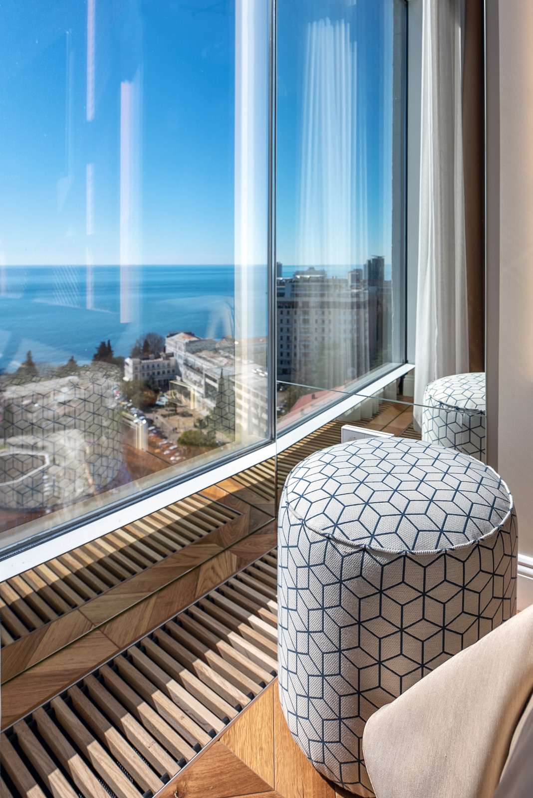 VSREDE. ЖК Барселона Парк 1