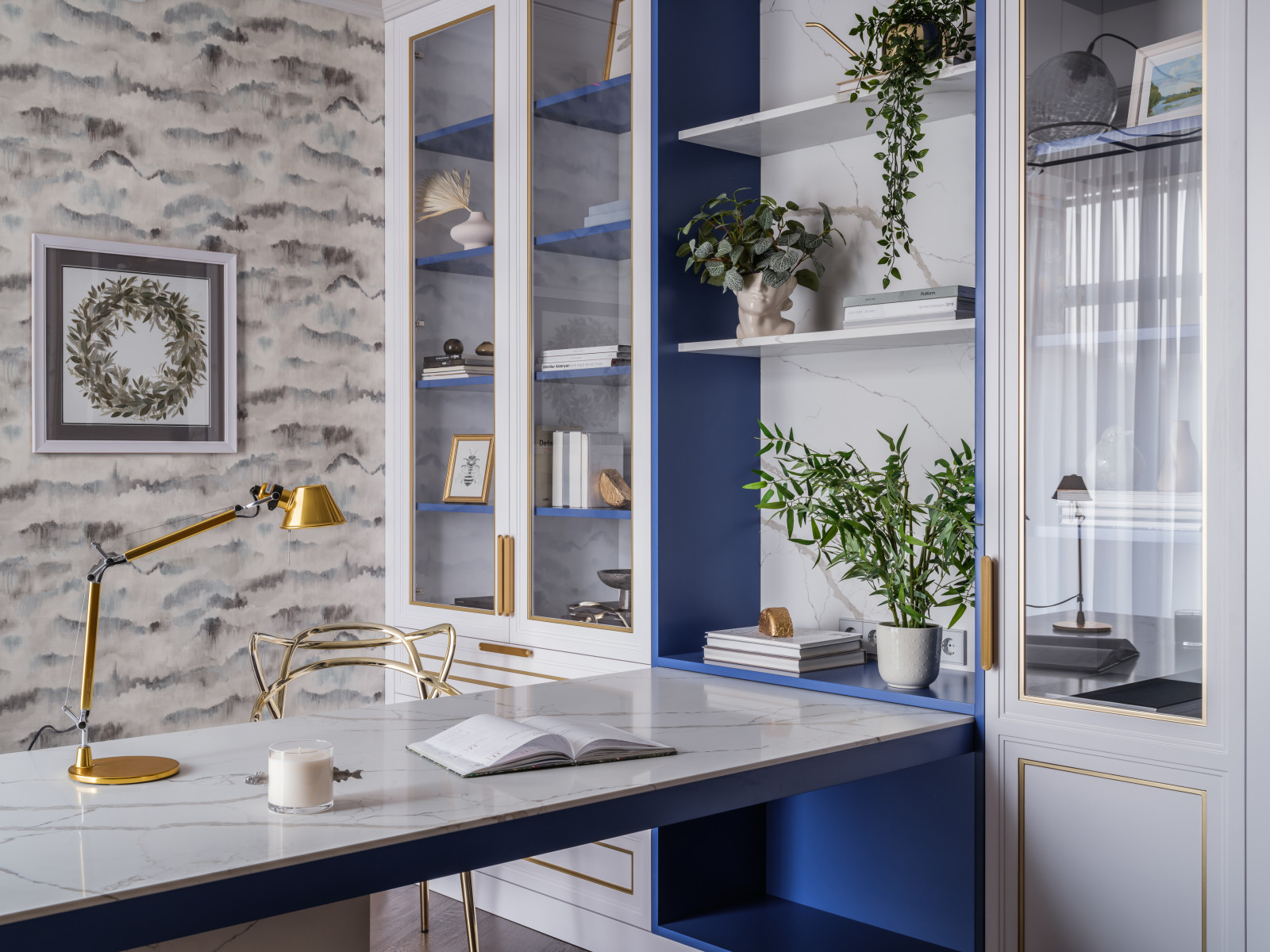 Дом с зелёной гостиной