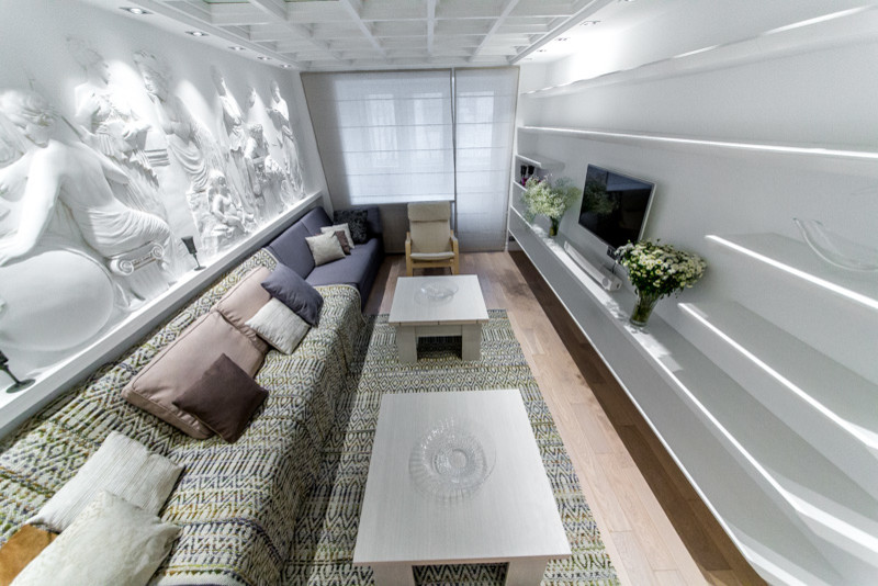 Квартирный вопрос. В греческом зале