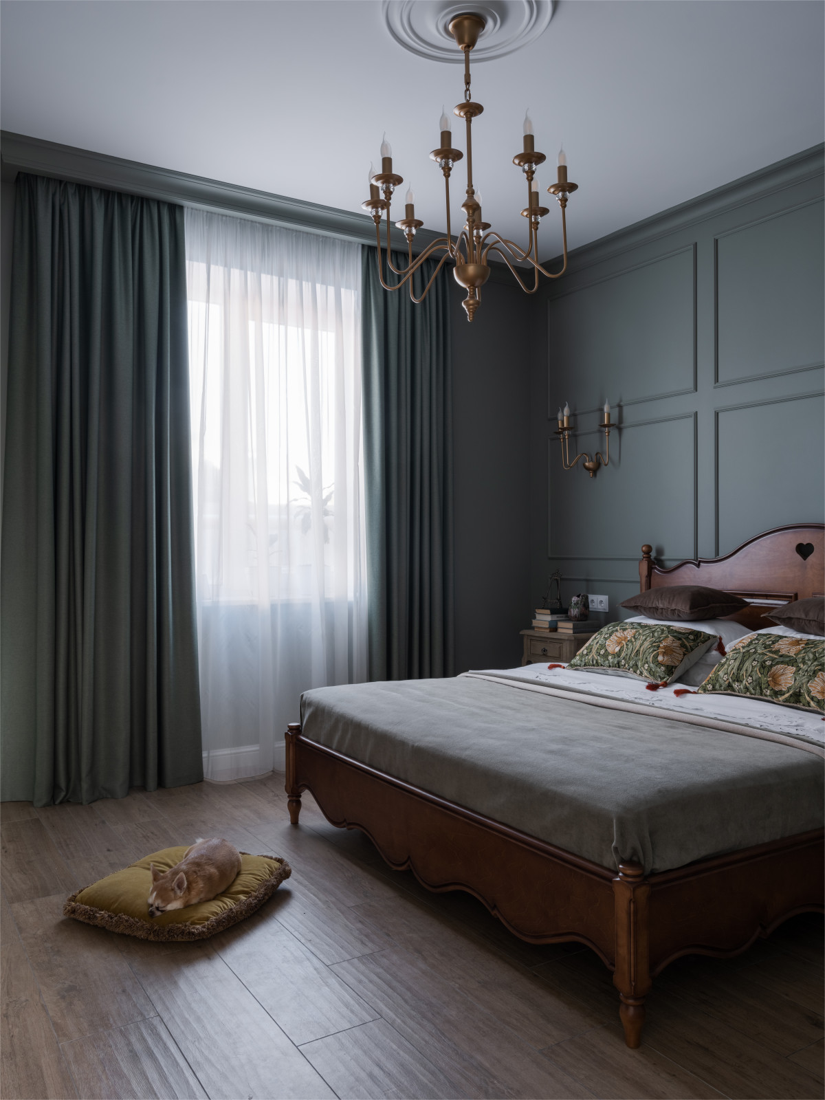 с французским акцентом