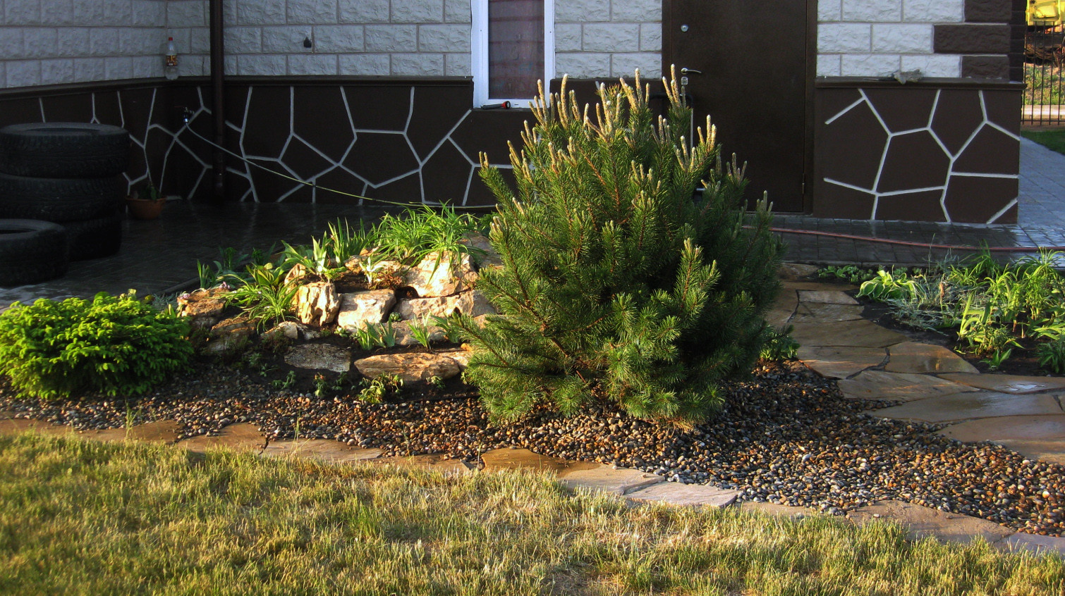 Миниатюрная декоративная композиция