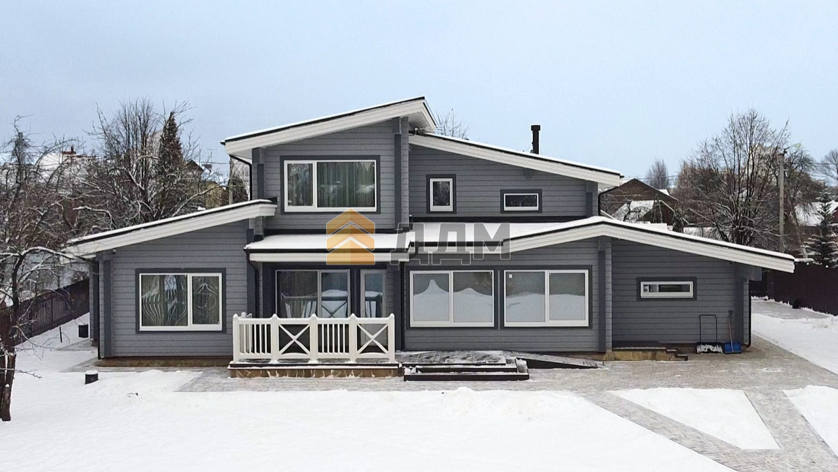 Обложка проекта: Дом из клееного бруса "Монтевиль"