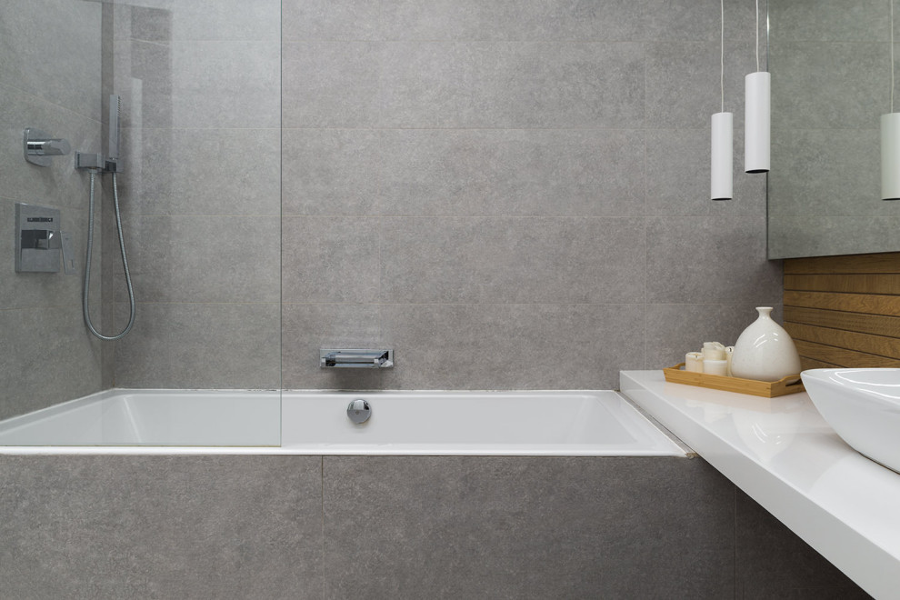 Обложка проекта: Дизайнер Михаил Иванцов