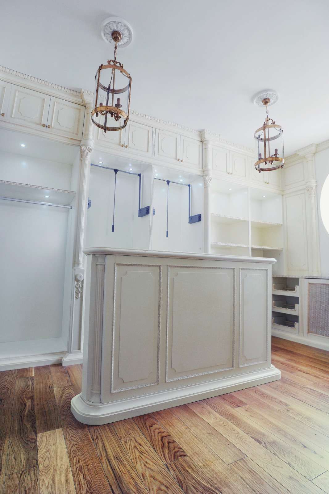 Гардеробная в Классическом стиле