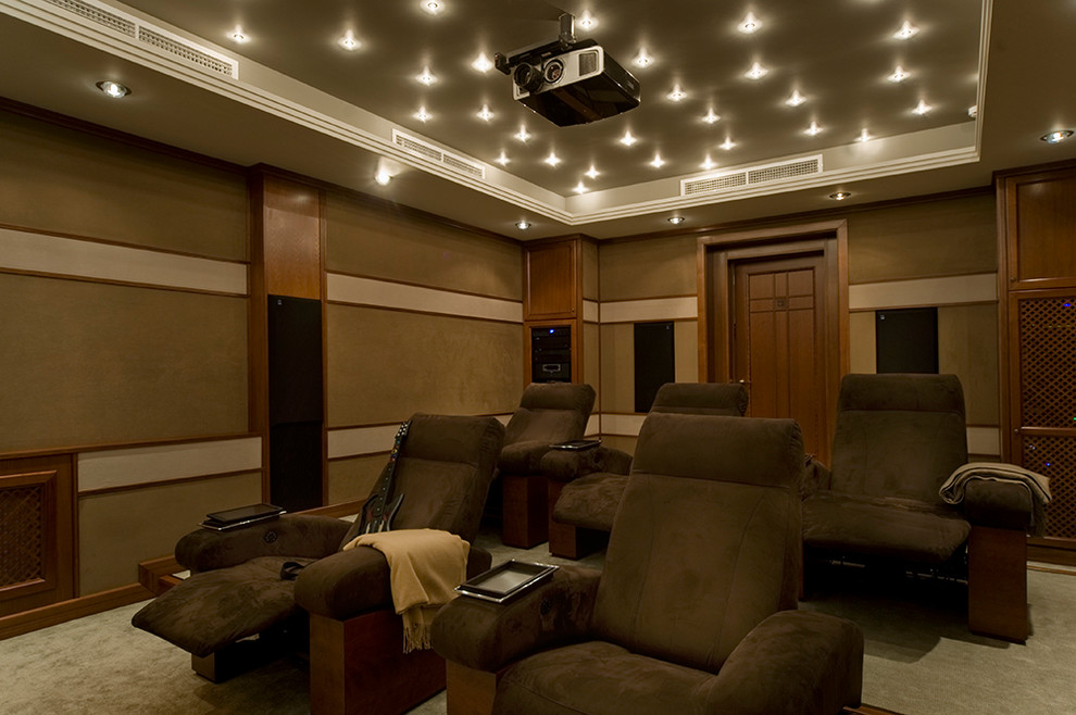 Интерьер домашнего кинотеатра. Резиденция Монолит
