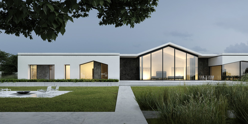 Главный фасад на закате