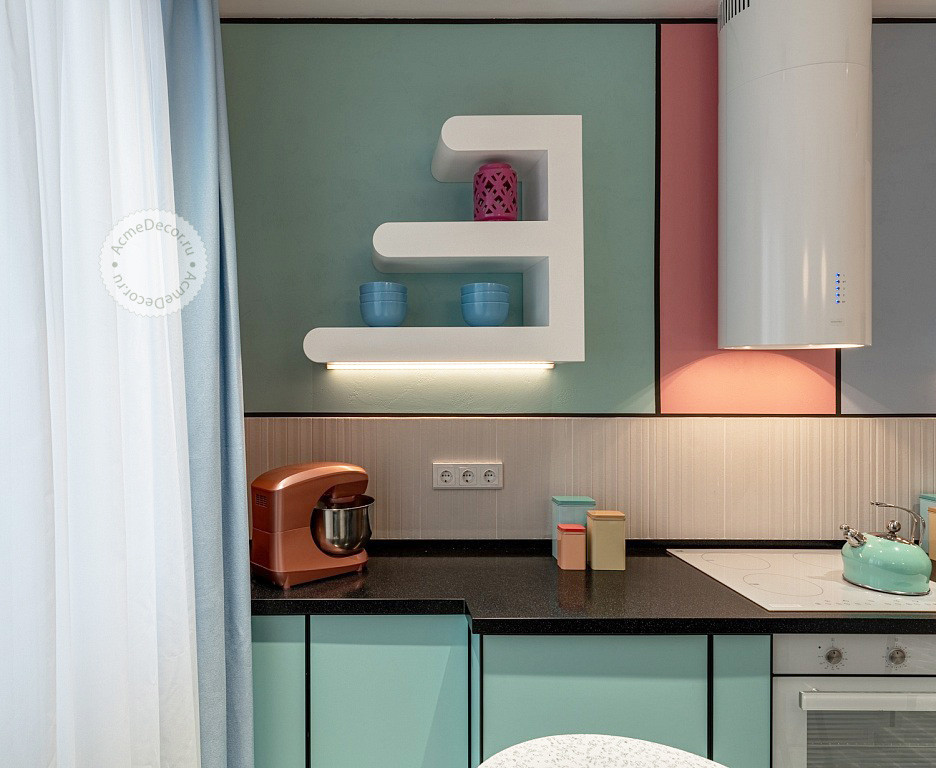 Квартирный вопрос: Кухня с отражениями