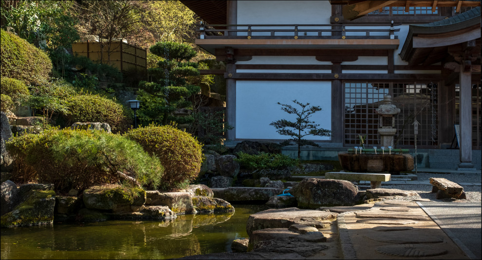 Обложка проекта: Kibitsu jinja Shrine (фото)