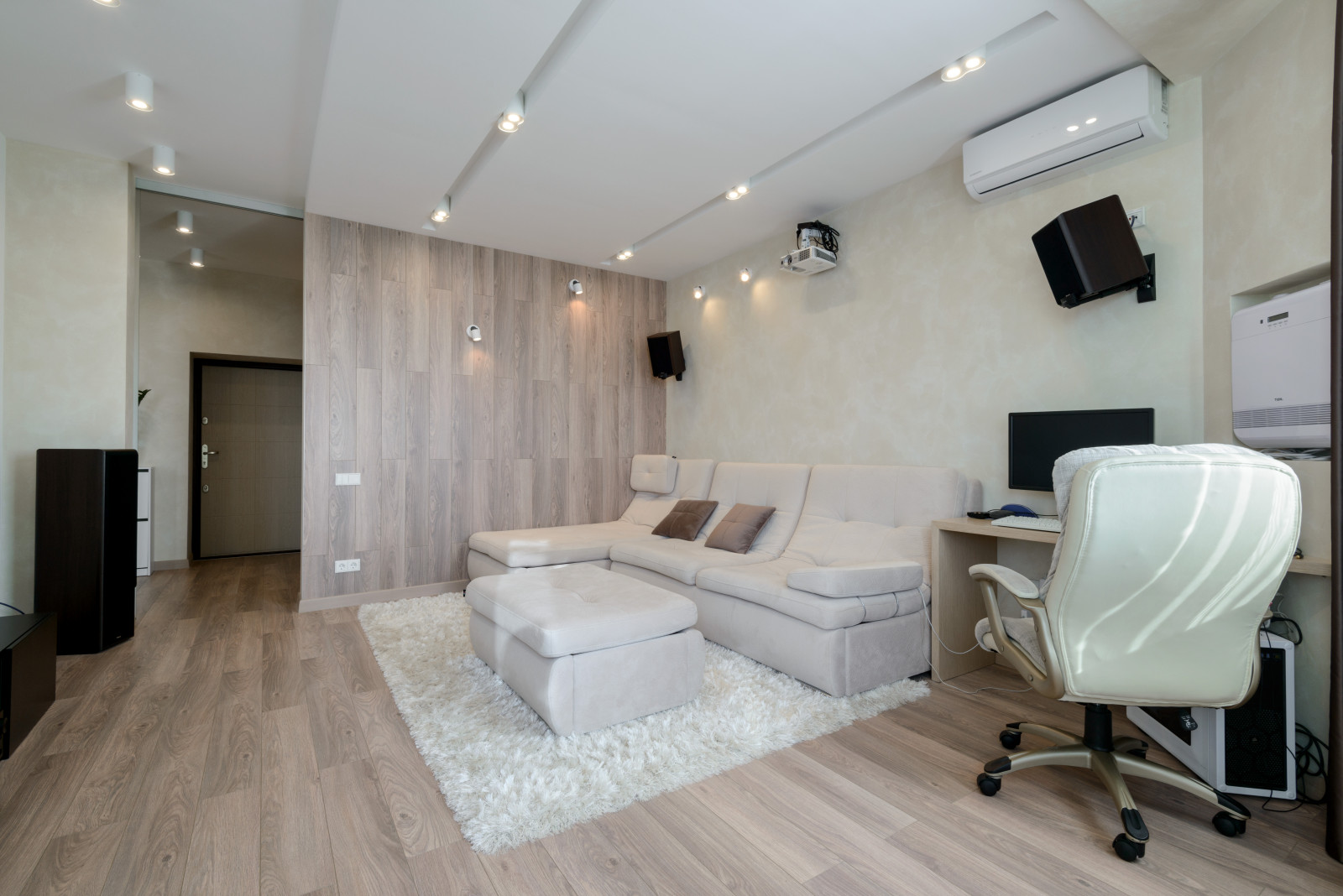 Двухъярусная квартира в стиле Экоминимализм