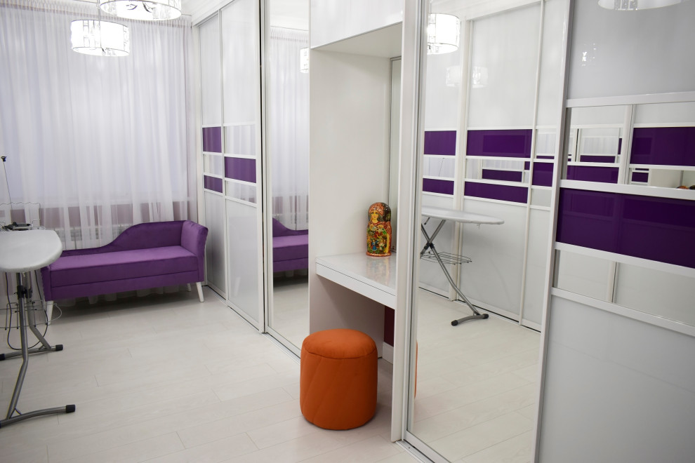 Реализация гардеробной комнаты для модной девушки