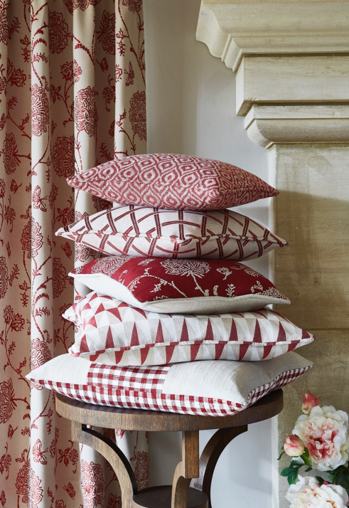 Наша подборка текстиля с геометрией