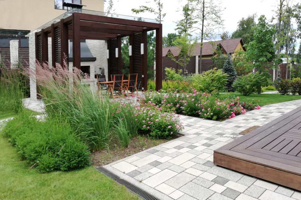 Проект недели: Беседка-барбекю под стеклянной крышей