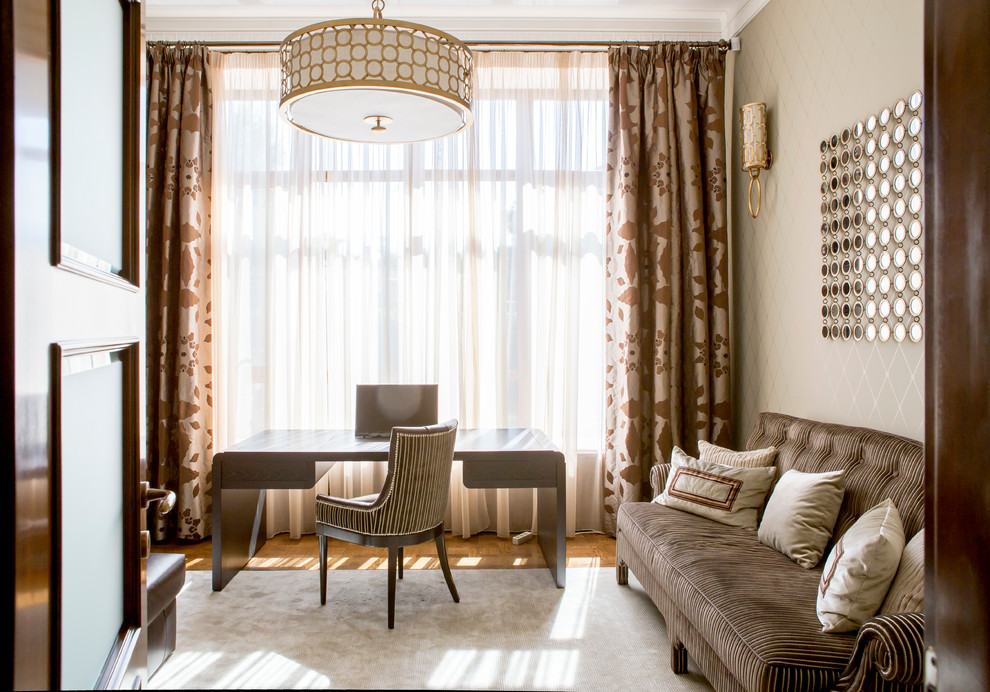 Houzz тур: Дом с витражом и умиротворяющими интерьерами