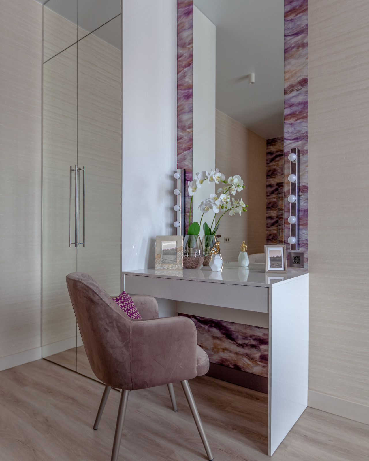 Обложка проекта: Дизайн-проект пентхауса в ЖК Европейский берег с высотой потолка 5,8 м.