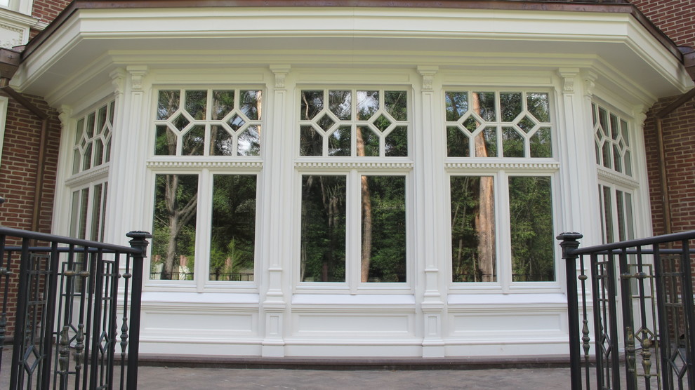 Окна из дуба для коттеджа  в Серебреном бору