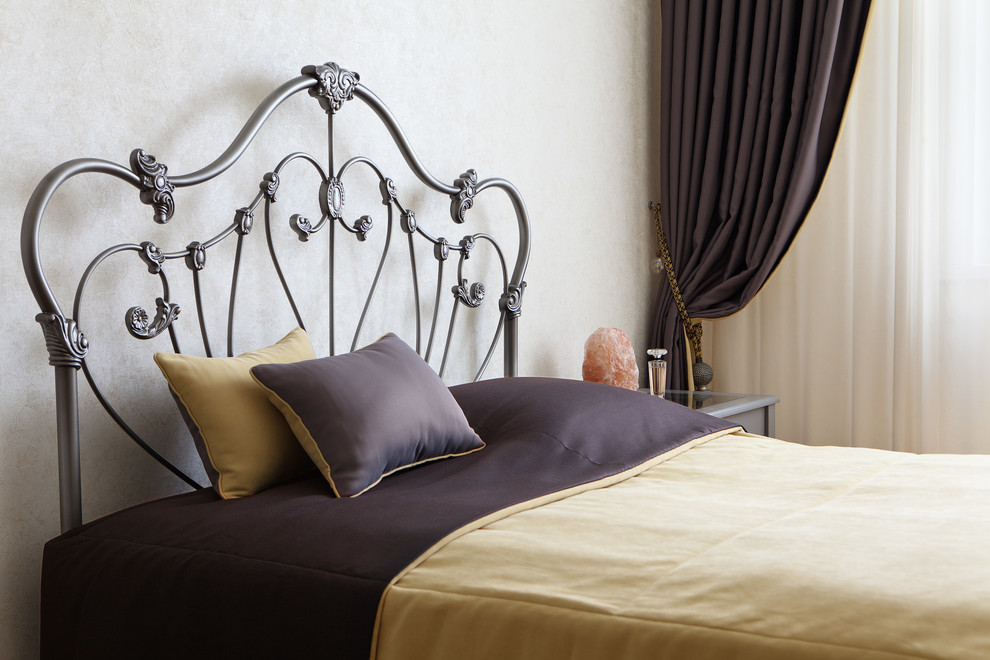 Двуцветный комплект домашнего текстиля для спальни