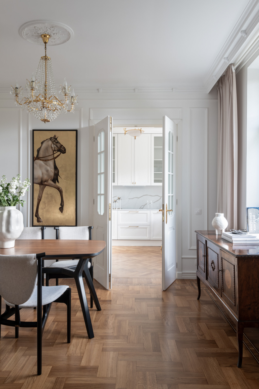 Квартира в сталинке в парижском стиле