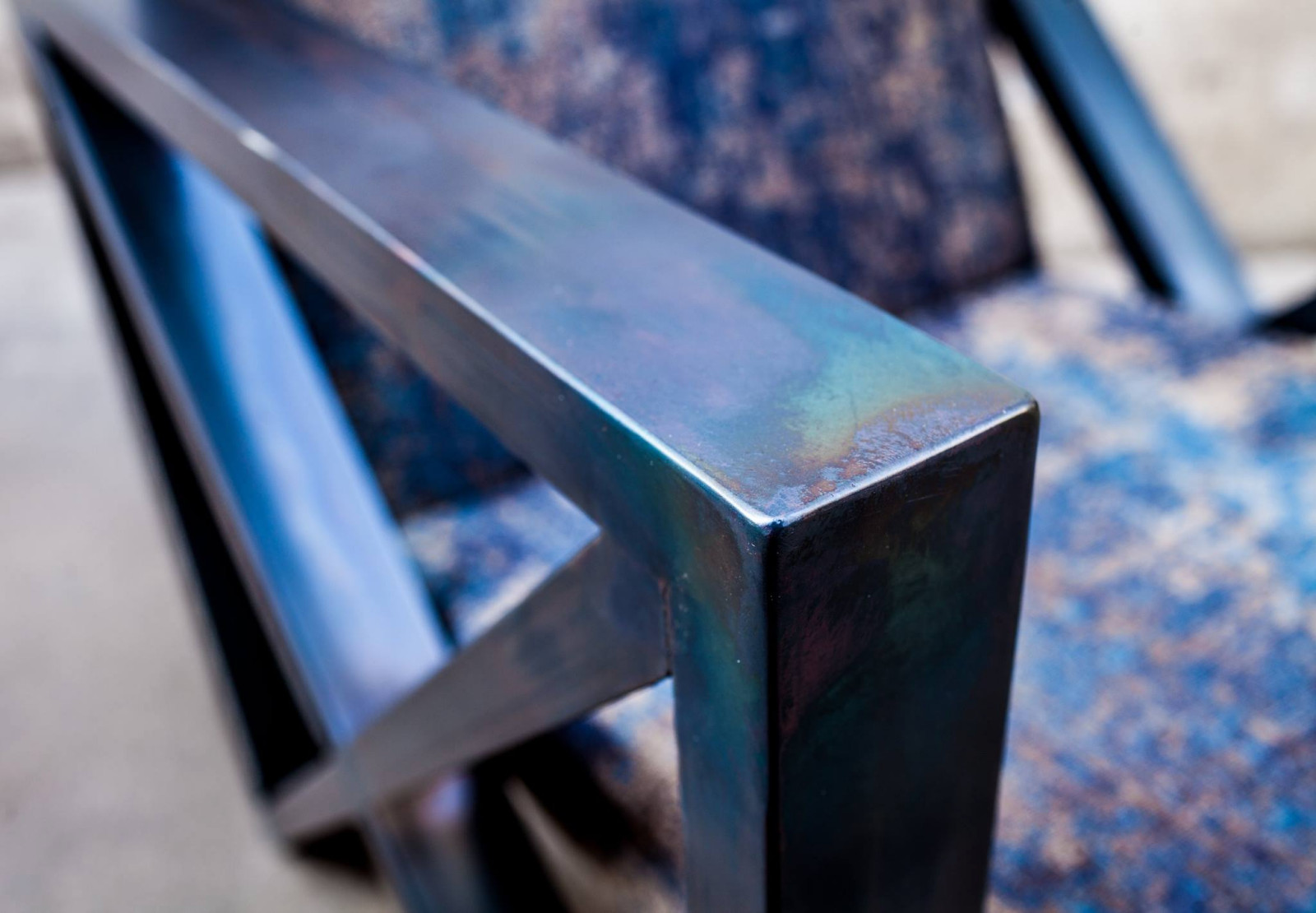 Обложка проекта: Кресло "Burnished Metal"