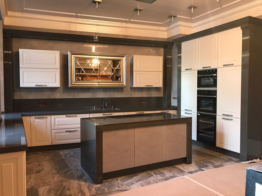 Квартира на Патриарших прудах