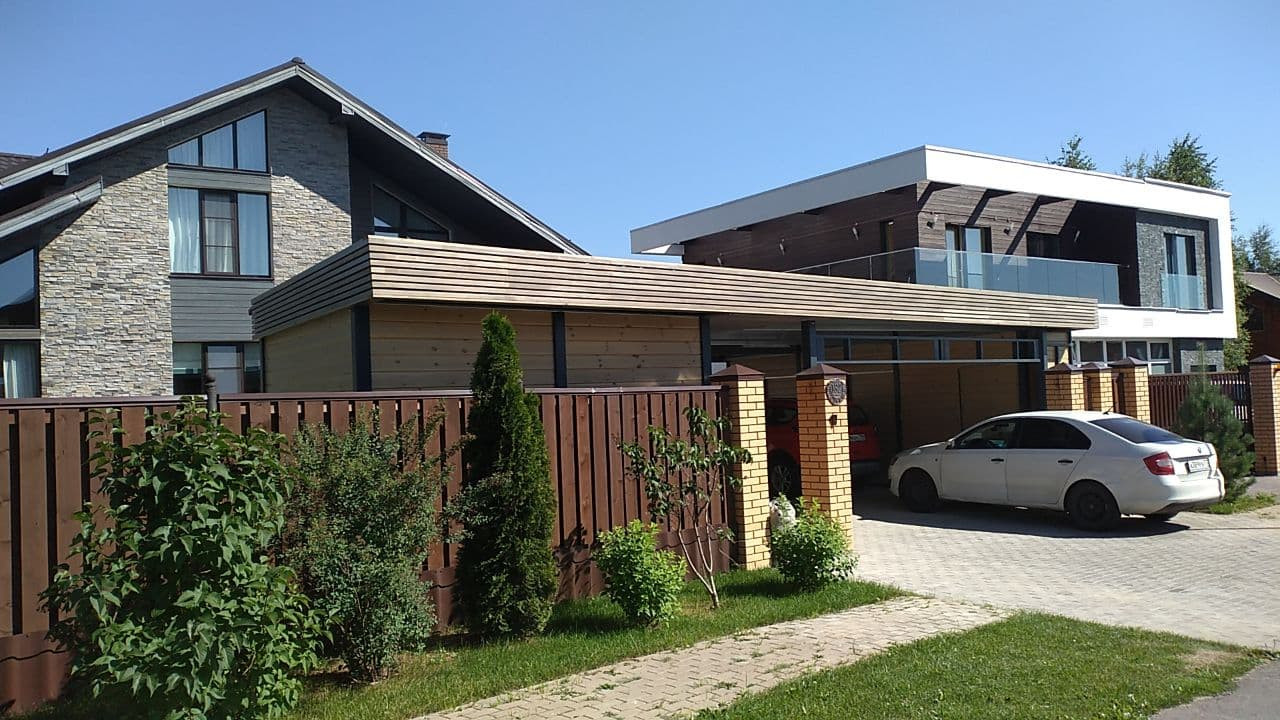 Стольный. Навес