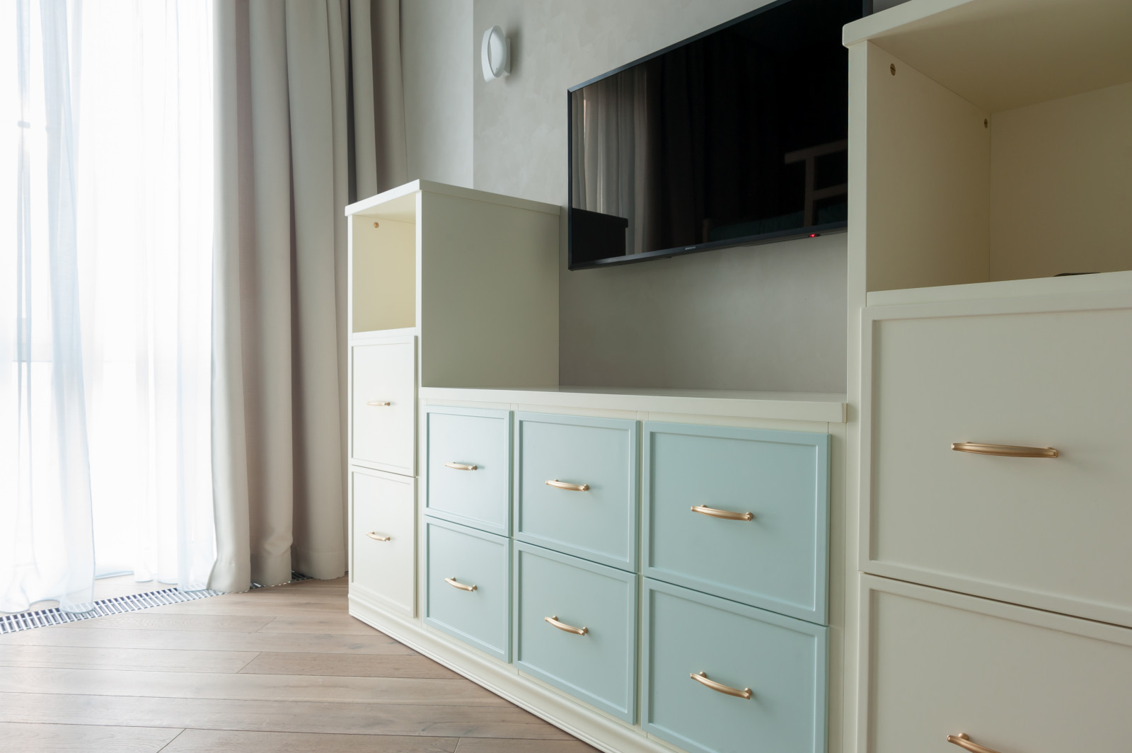 Проект «Орхидея». Квартира в Санкт-Петербурге - 100 м.кв.