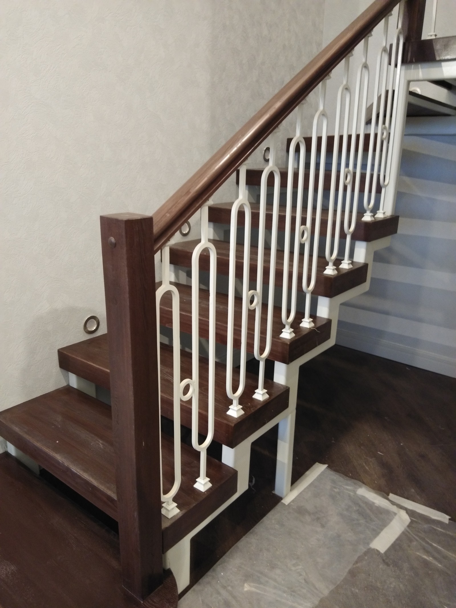 Лестница на металле