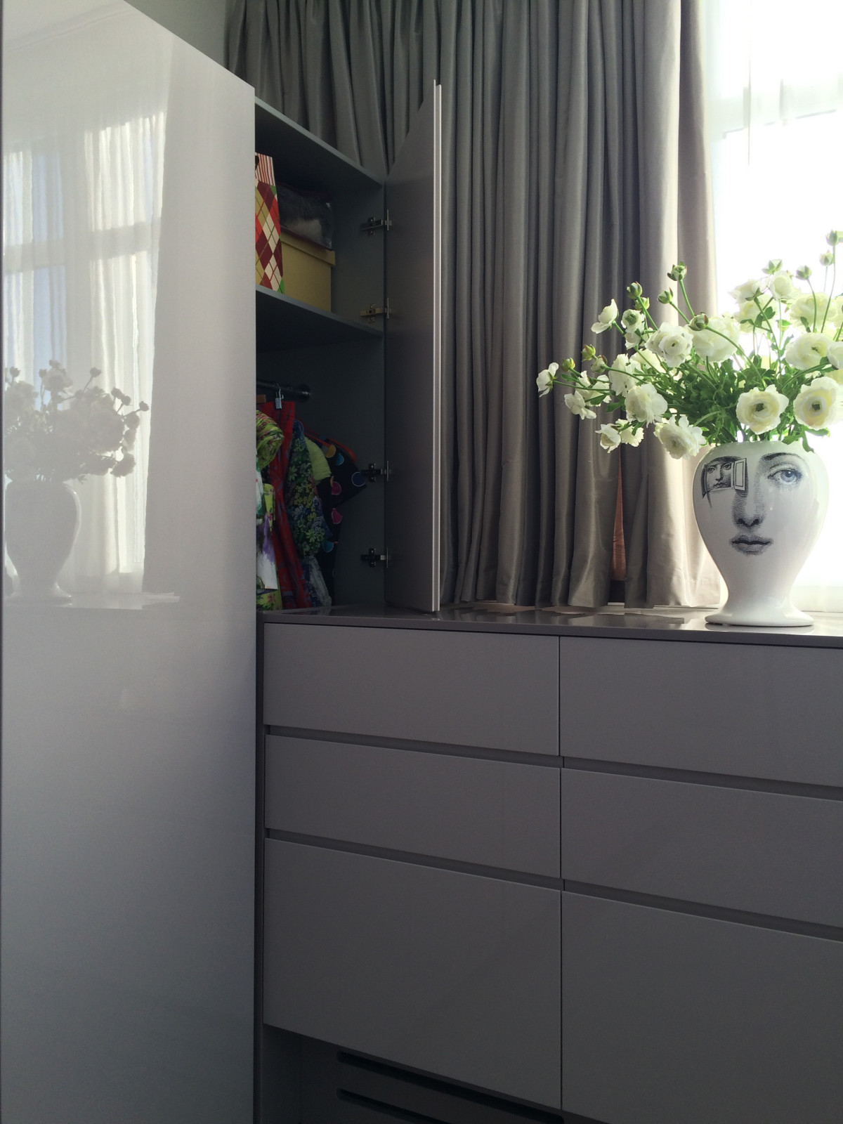 Шкафы на балконе