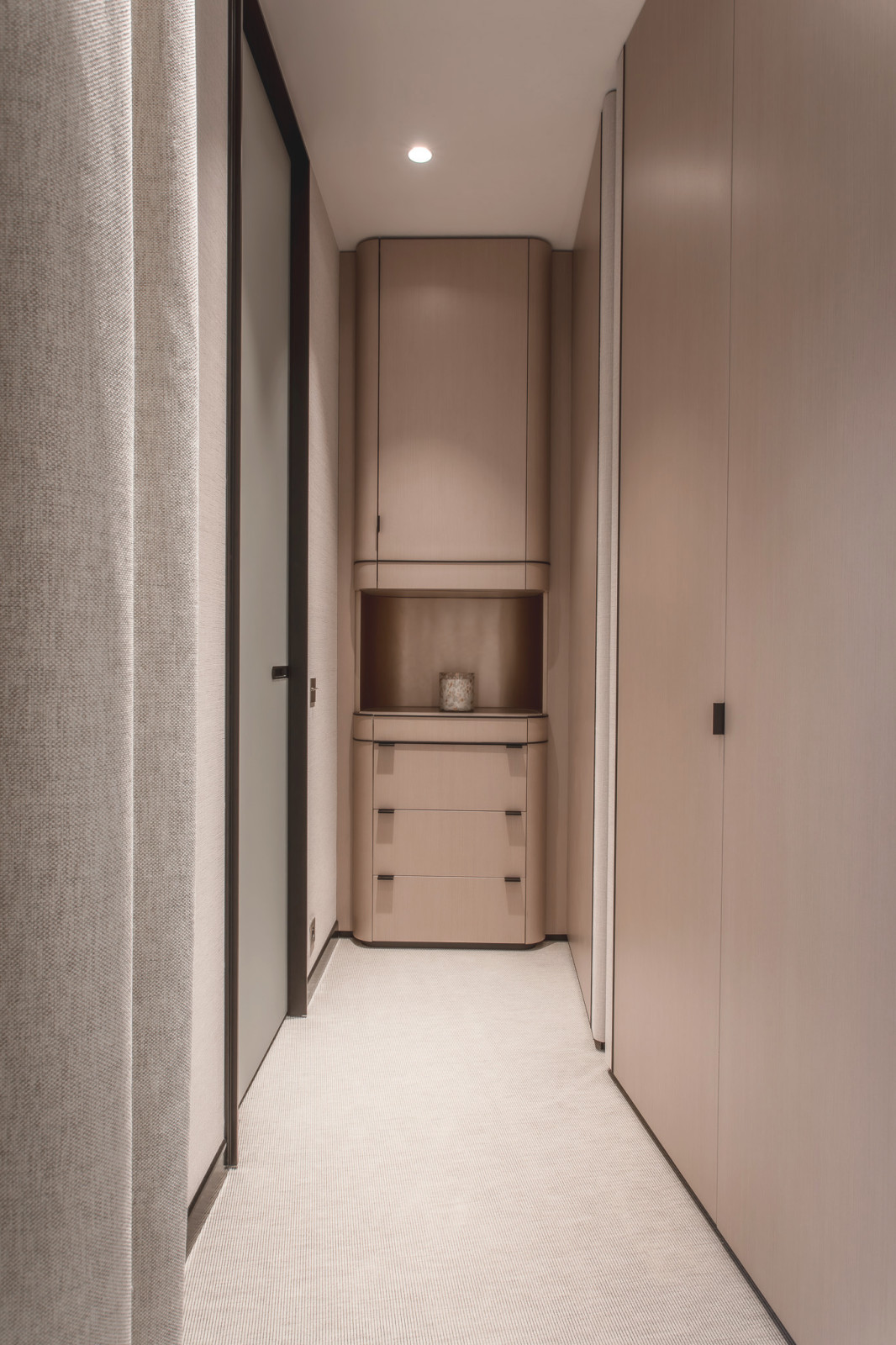 Fusion modern. Interior design of a villa in Monte-Carlo