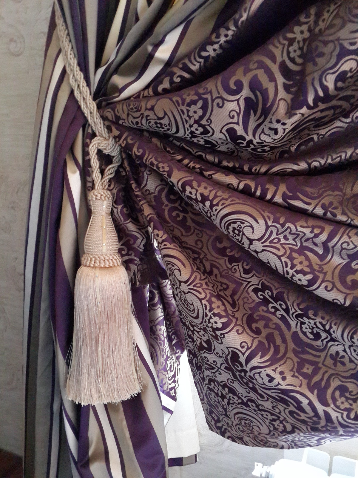 Шторы в интерьере