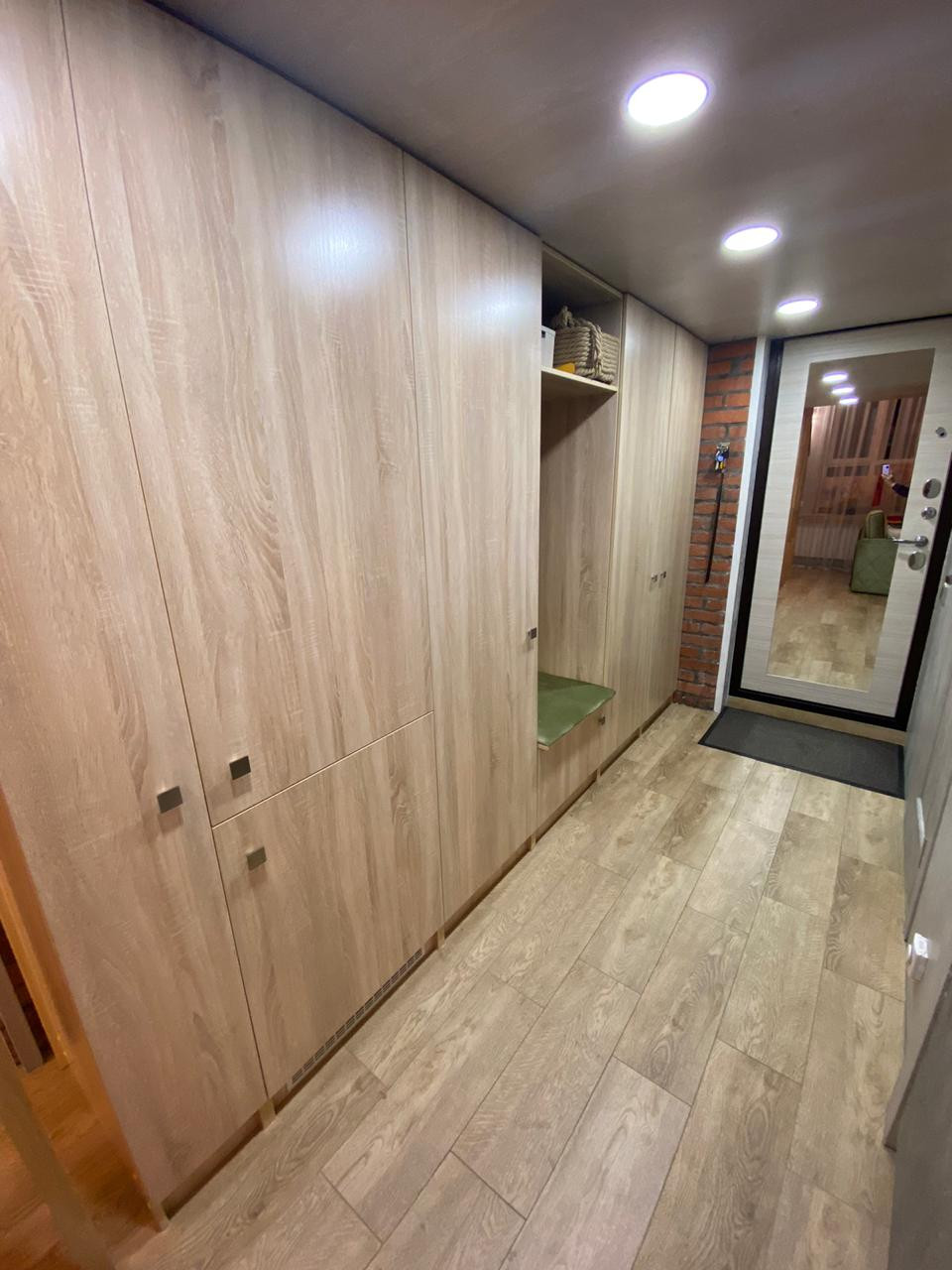 Двухуровневые апартаменты на Окружной