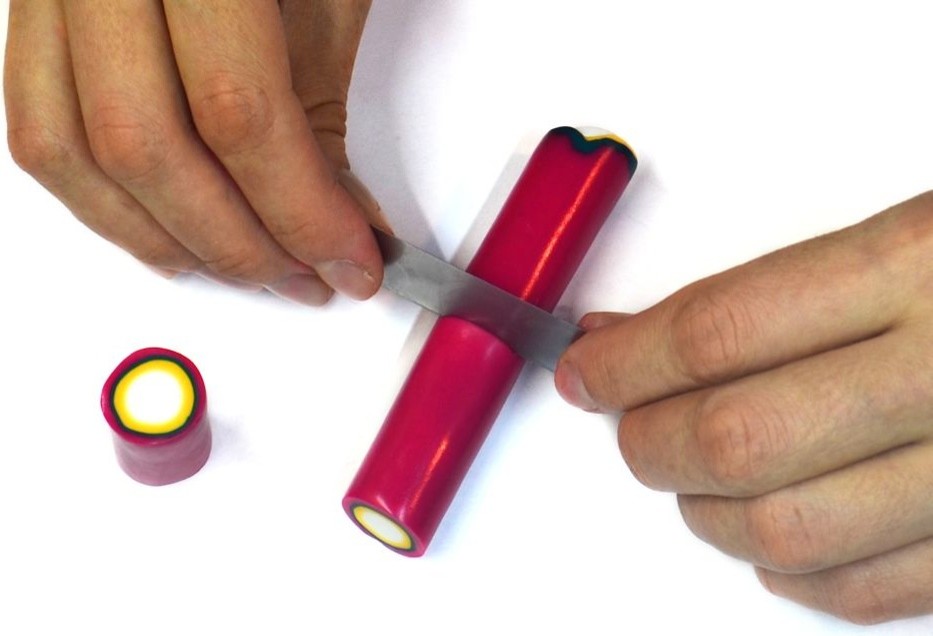 DIY: Декорируем стеклянный подсвечник полимерной глиной