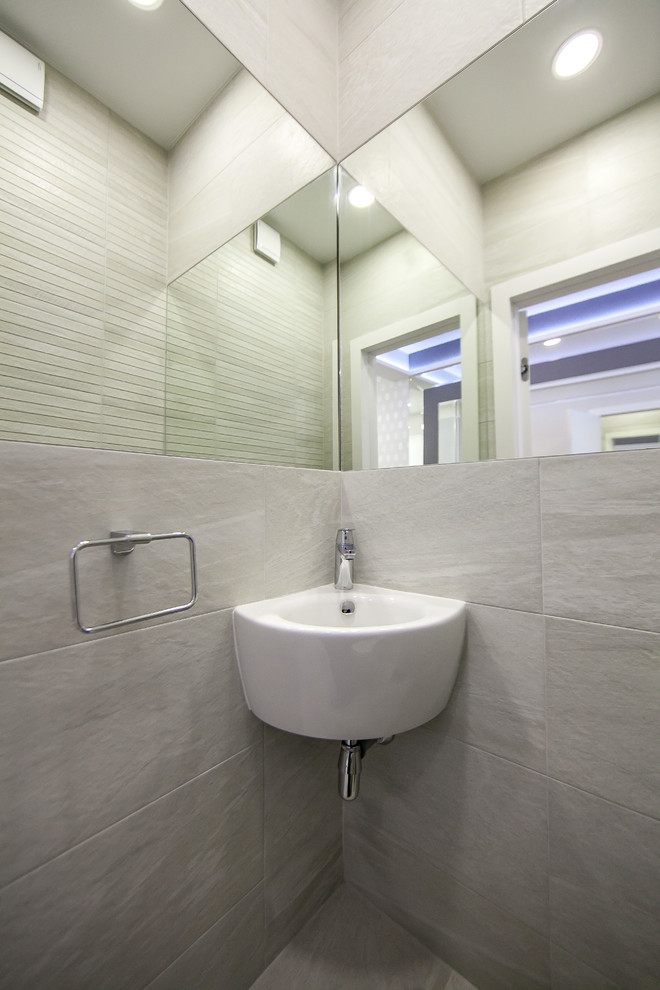 Между солнцем и морем